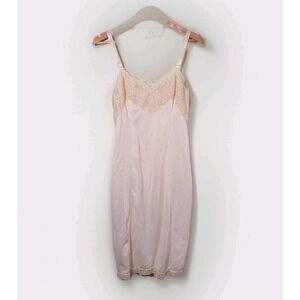 Vintage Wonder Maid Non Cling Slip Ivory Cream with Lace Size 36